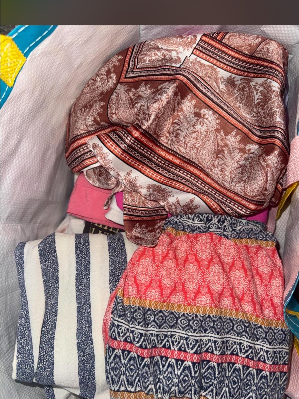 bundle 10-15 mystery items!
